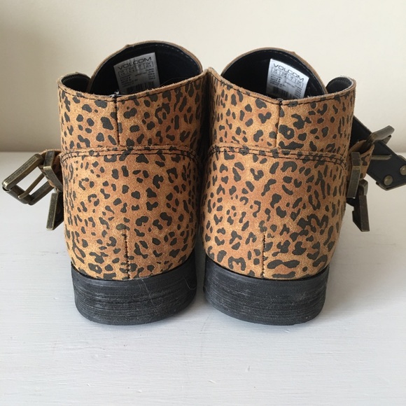 Volcom Getter Cheetah Leather Booties Sz 7 - Picture 5 of 11